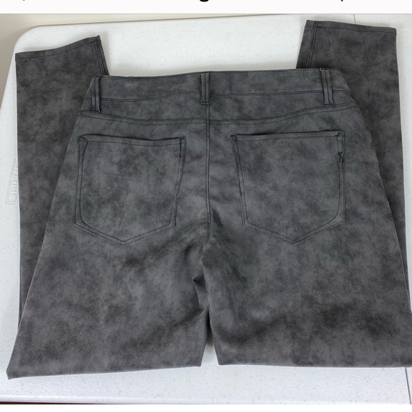 Express NWT Mid Rise Faux Suede Leather Ankle Legging Skinny Pant - Picture 2 of 6